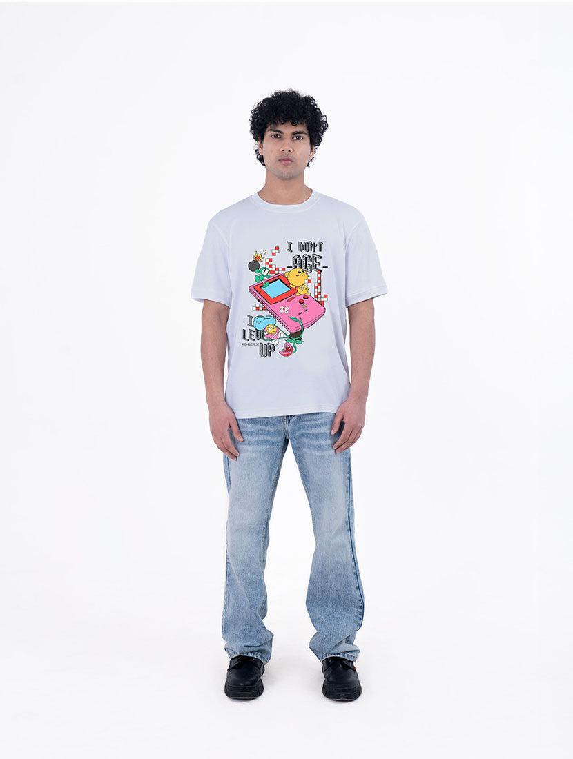 Leveling Forward Oversized Graphic T-Shirt