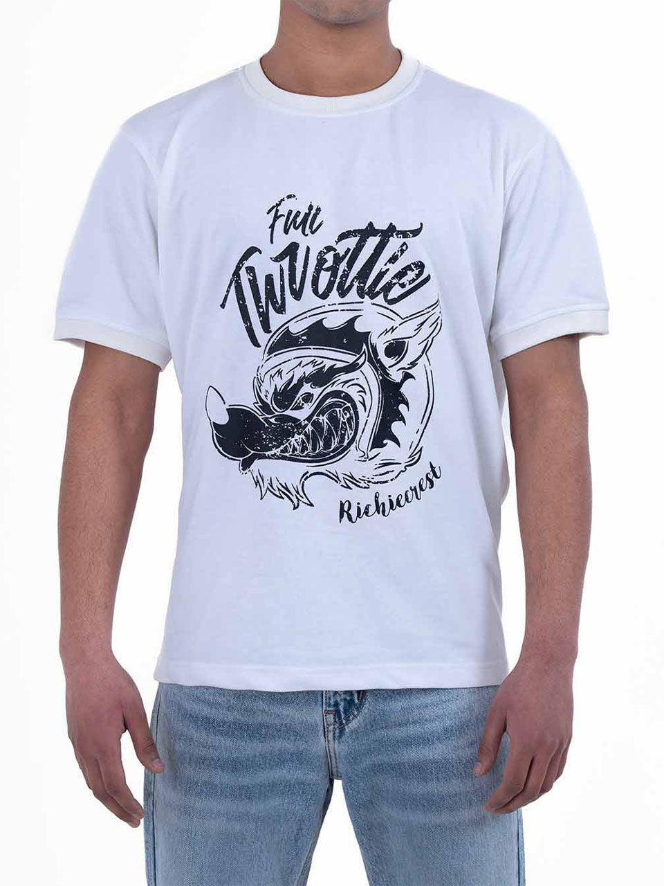 Unchained Motion Oversized Graphic T-Shirt