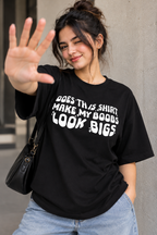 Does This Shirt Make My Books Look Big?™ – Women's Oversized Graphic T-Shirt